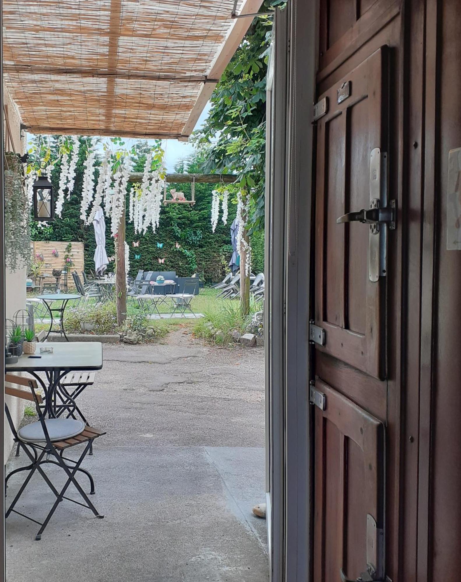 Ma Campagne - Le Jardin Hotel โอแบร์วีลล์ ภายนอก รูปภาพ